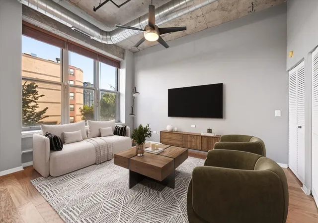 Photo 4 of Condo for sale at 6 S Laflin St #304, Chicago, IL 60607 | MLS# 12779253 | Listing updated on 2026-10-09