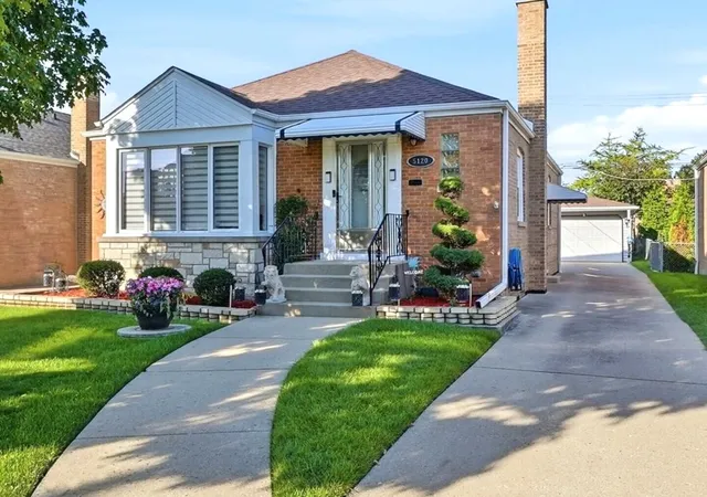 Photo 1 of Single family home for sale at 5120 N Mont Clare Ave, Chicago, IL 60656 | MLS# 12779318 | Listing updated on 2026-10-30