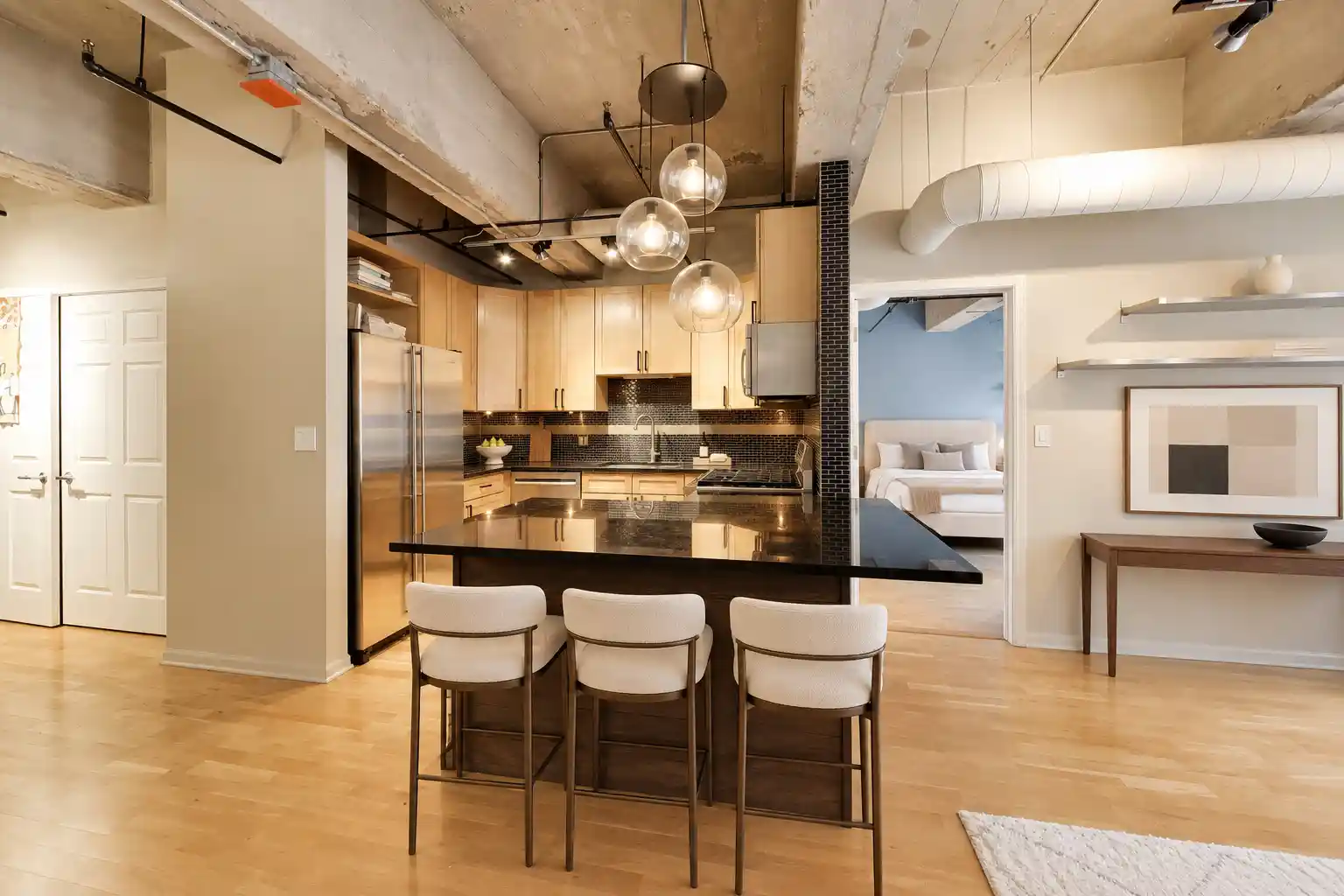 Listing Photo 2 - Condo for sale in 400 W Ontario St located at 400 W Ontario St, Chicago, IL 60654 - Unit #502