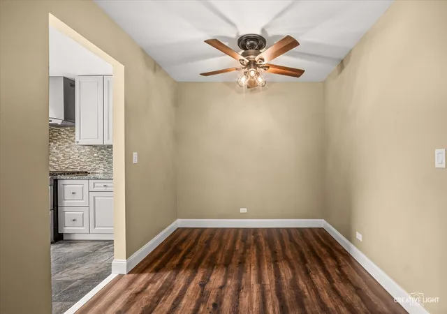 Listing Photo 5 - Condo for sale in building located at 1547 7 Pines Rd, Schaumburg, IL 60193 - Unit #D-1