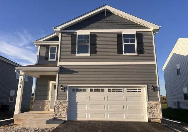 Photo 1 of Single family home for sale at 7134 Oakmont Rd, Racine, WI 53403 | MLS# 12779361 | Listing updated on 2026-10-07