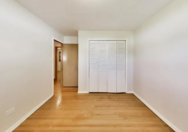 Photo 4 of Single family home for sale at 6544 W 84th Street, Burbank, IL 60459 | MLS# 12779371 | Listing updated on 2026-10-07
