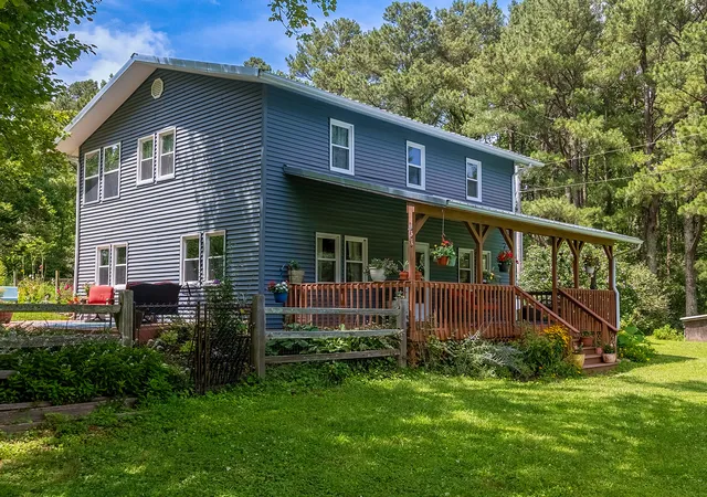 Photo 3 of Single family home for sale at 275 Thorn Ln, Makanda, IL 62958 | MLS# 12779382 | Listing updated on 2026-10-09