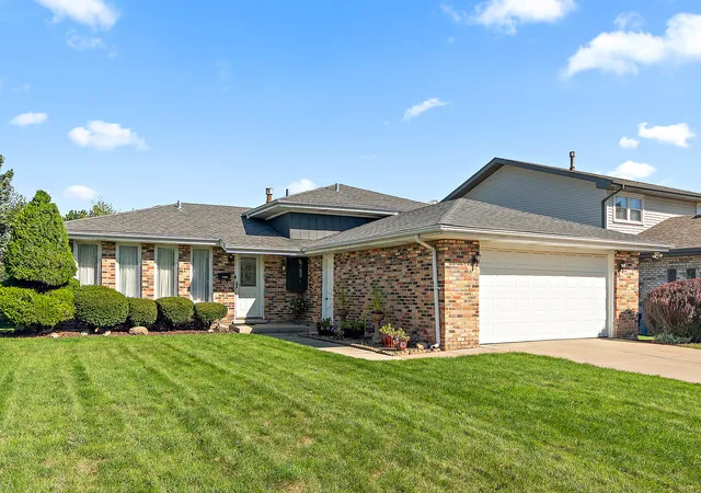 Single family home for sale at 5840 W 126th Street, Alsip, IL 60803 | MLS# 12779428