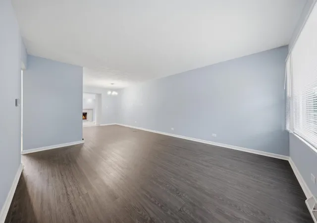 Photo 4 of Single family home for sale at 15321 Willow Ln, Markham, IL 60428 | MLS# 12779463 | Listing updated on 2026-10-21