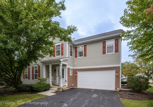 Photo 1 of Townhouse for sale at 2615 Lorraine Cir, Geneva, IL 60134 | MLS# 12779474 | Listing updated on 2026-10-07