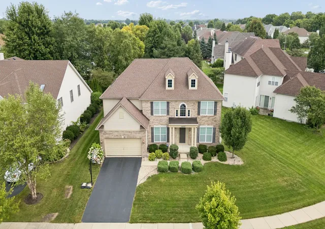Photo 2 of Single family home for sale at 12237 Winterberry Ln, Plainfield, IL 60585 | MLS# 12779479 | Listing updated on 2026-10-07