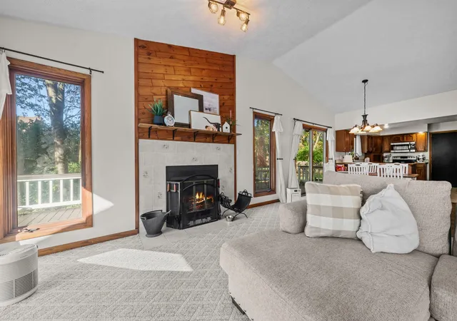 Photo 4 of Single family home for sale at 5025 Wilderness Trl, Rockford, IL 61114 | MLS# 12779492 | Listing updated on 2026-10-22