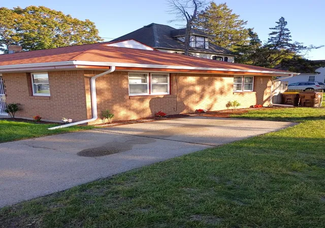 Photo 3 of Multi family home for sale at 1618 Fulton Ave, Rockford, IL 61103 | MLS# 12779493 | Listing updated on 2026-10-07