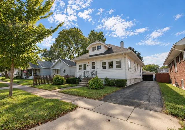 Photo 2 of Single family home for sale at 1423 N Raynor Ave, Joliet, IL 60435 | MLS# 12779523 | Listing updated on 2026-10-07