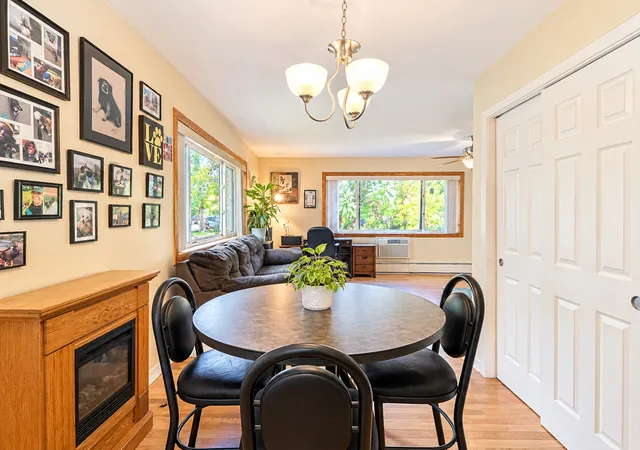 Photo 4 of Condo for sale at 7019 N Ridge Blvd #1A, Chicago, IL 60645 | MLS# 12779532 | Listing updated on 2026-10-10