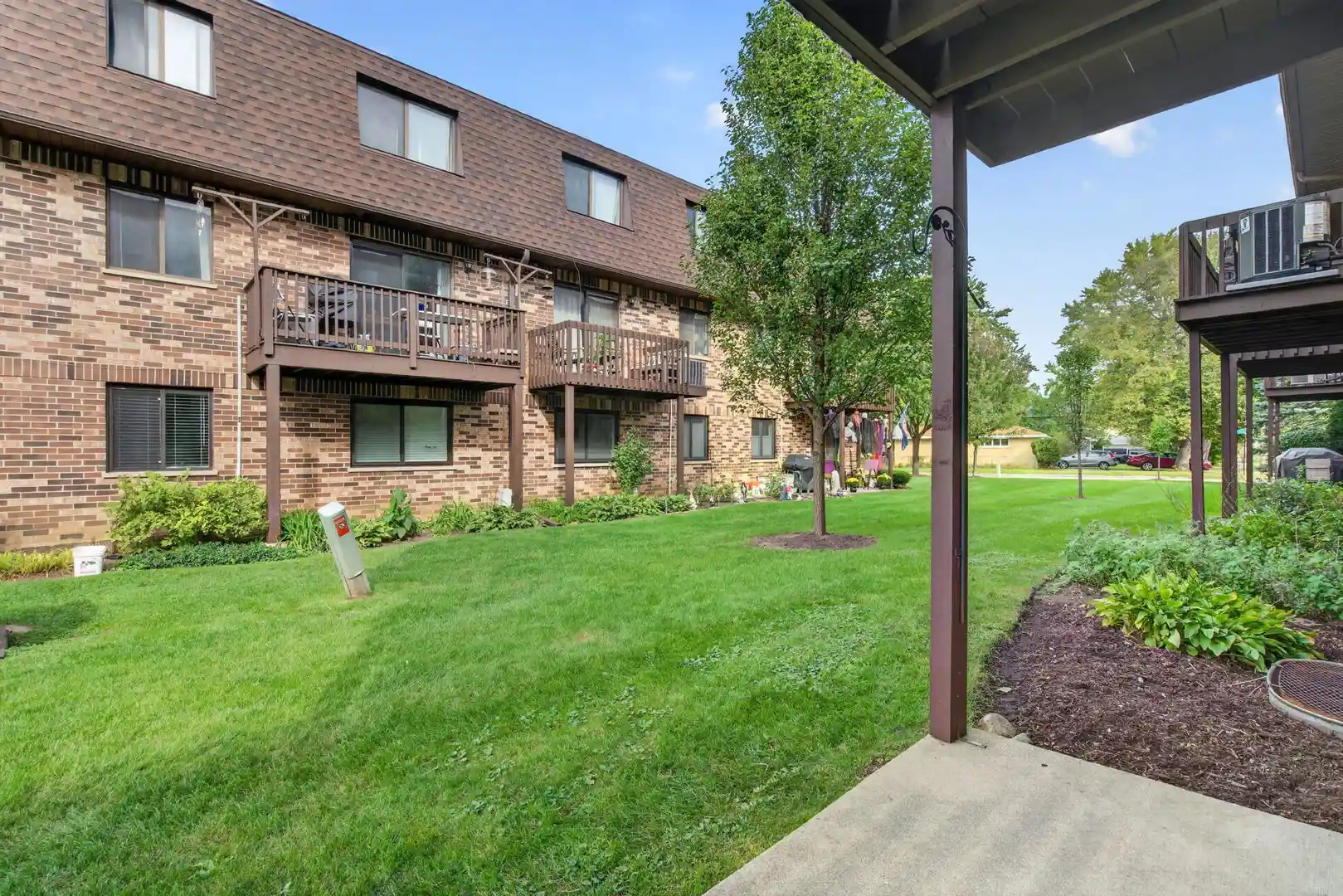 Listing Photo 29 - Condo for sale in 177 Uteg St located at 177 Uteg St, Crystal Lake, IL 60014 - Unit #104C