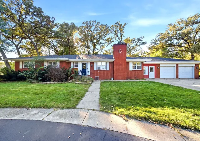 Photo 1 of Single family home for sale at 23 Coffman Ln, Plano, IL 60545 | MLS# 12779556 | Listing updated on 2026-10-09