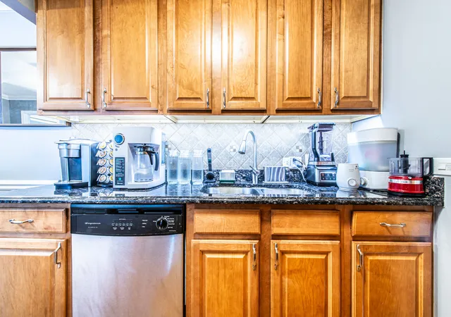 Photo 3 of Condo for sale at 4931 N E River Rd #3A, Harwood Heights, IL 60706 | MLS# 12779664 | Listing updated on 2026-10-07