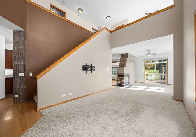 Photo 4 of Townhouse for sale at 2139 Ashley Ct #2139, Downers Grove, IL 60515 | MLS# 12779688 | Listing updated on 2026-10-07