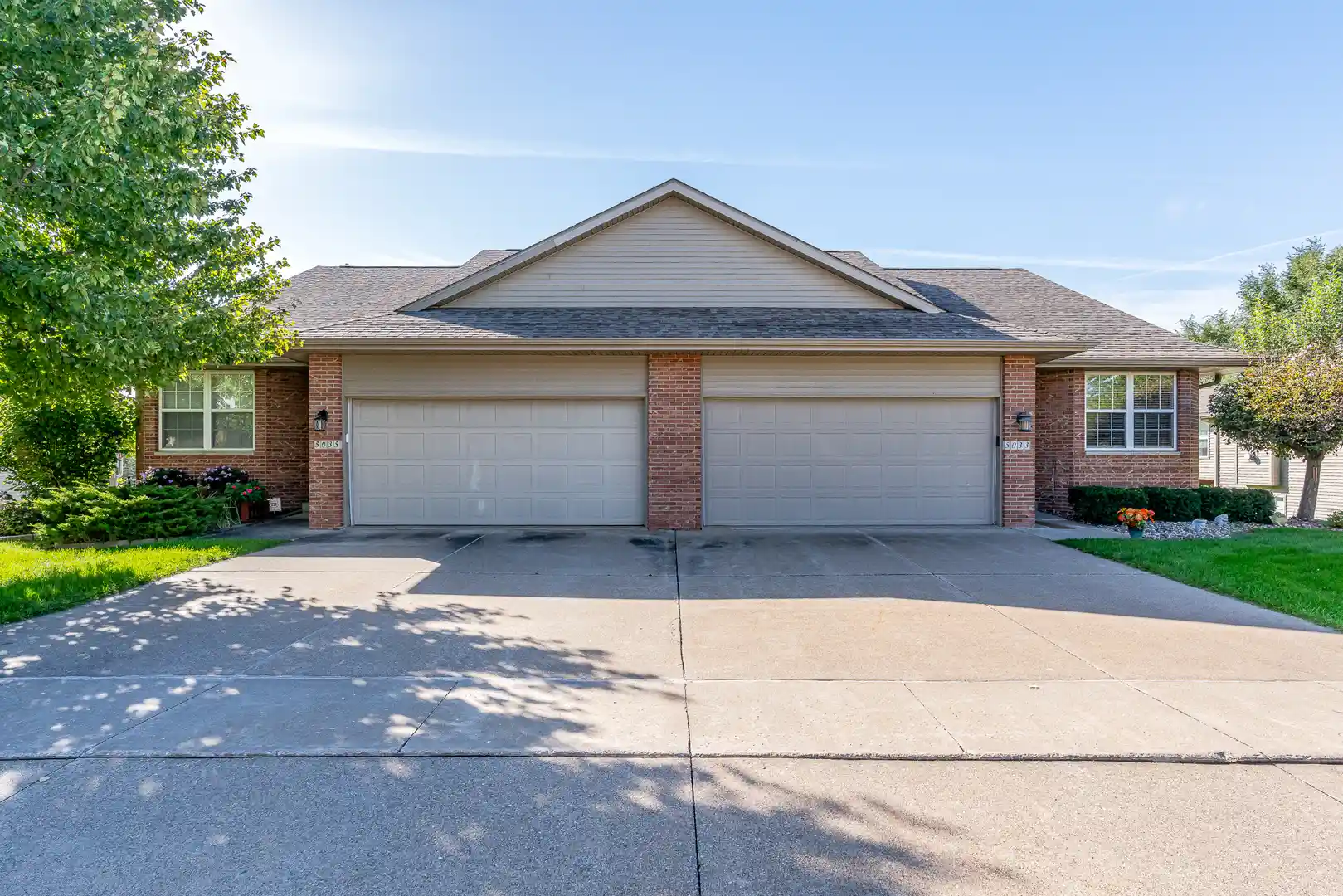 Listing Photo 1 - Condo for sale in 5033 Red Fox Rd located at 5033 Red Fox Rd, Bettendorf, IA 52722 - Unit 5033 Red Fox Rd