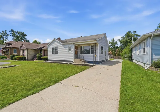 Photo 1 of Single family home for sale at 2642 Ridge Rd, Lansing, IL 60438 | MLS# 12779713 | Listing updated on 2026-10-07
