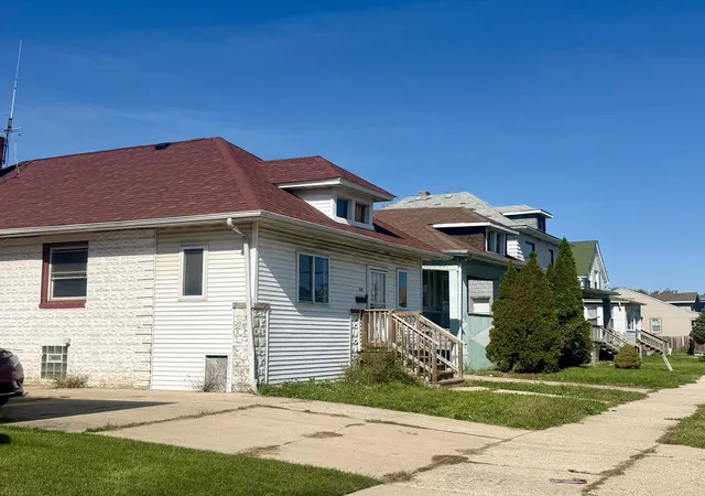 Photo 3 of Single family home for sale at 608 S 9th Avenue, Maywood, IL 60153 | MLS# 12779714 | Listing updated on 2026-10-08