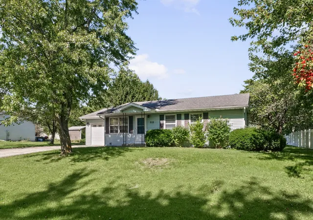 Photo 3 of Single family home for sale at 512 Ridge Rd, Philo, IL 61864 | MLS# 12779715 | Listing updated on 2026-10-07