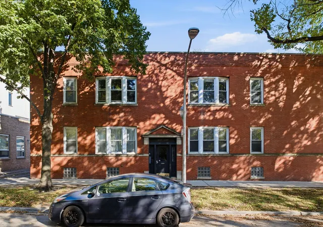 Photo 1 of Condo for sale at 3809 N Ravenswood Ave #2, Chicago, IL 60613 | MLS# 12779749 | Listing updated on 2026-10-27