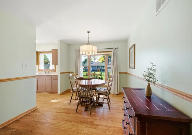 Photo 3 of Single family home for sale at 45 Avon Rd, Elk Grove Village, IL 60007 | MLS# 12779774 | Listing updated on 2026-10-09