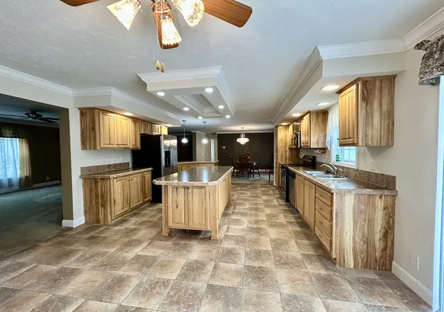 Photo 4 of Single family home for sale at 13681 Fudgetown Rd, Marion, IL 62959 | MLS# 12779788 | Listing updated on 2026-10-22