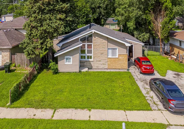 Single family home for sale at 16332 Kedzie Ave, Markham, IL 60428 | MLS# 12779790