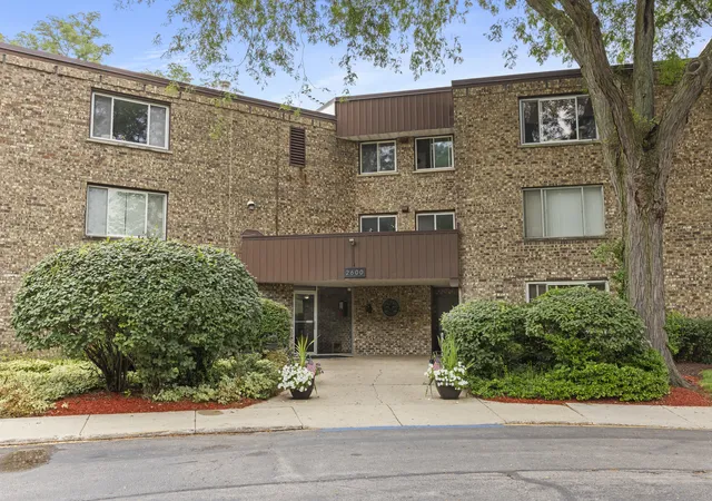 Photo 1 of Condo for sale at 2600 Brookwood Way Dr #209, Rolling Meadows, IL 60008 | MLS# 12779795 | Listing updated on 2026-10-07