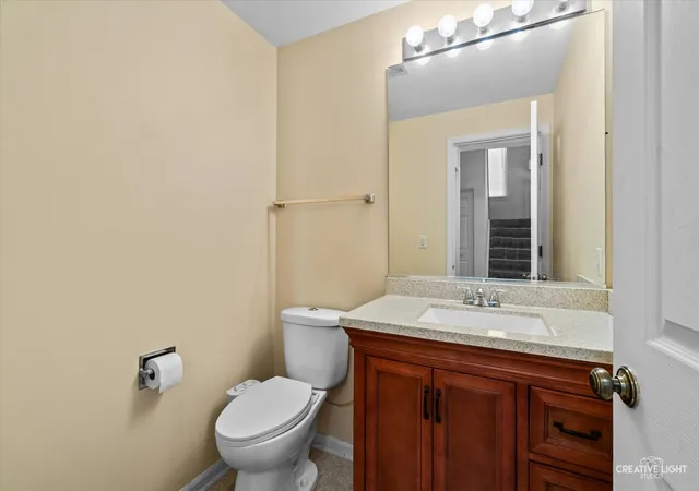 Photo 4 of Townhouse for sale at 13961 S Oakdale Cir, Plainfield, IL 60544 | MLS# 12779823 | Listing updated on 2026-10-07