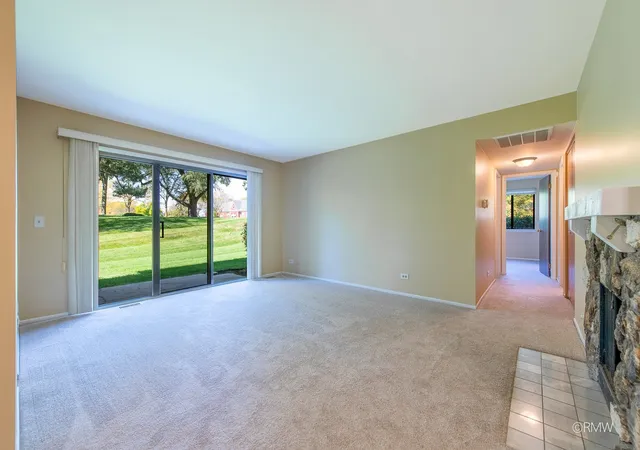 Photo 4 of Condo for sale at 26 Stanton Ct #D-1, Schaumburg, IL 60193 | MLS# 12779828 | Listing updated on 2026-10-09