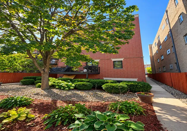 Photo 20 of Condo for sale at 4447 S Indiana Ave #1R, Chicago, IL 60653 | MLS# 12779829 | Listing updated on 2026-10-08