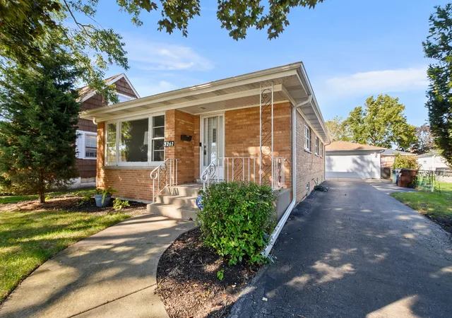 Single family home for sale at 5262 Alexander Pl, Oak Lawn, IL 60453 | MLS# 12779841