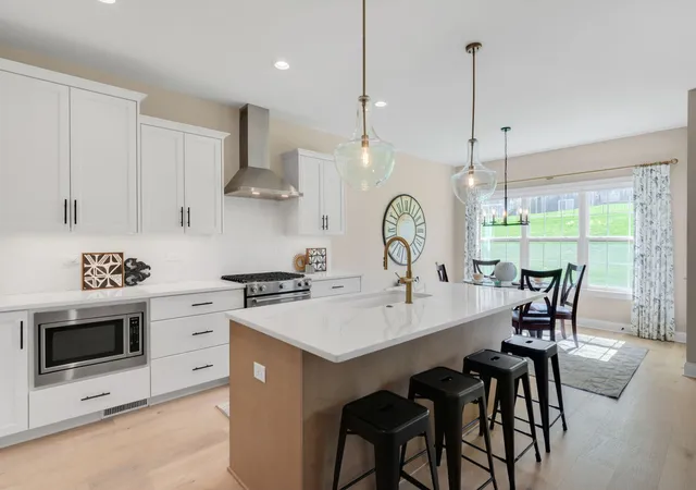 Photo 3 of Townhouse for sale at 12215 Copper Ridge Dr, Lemont, IL 60439 | MLS# 12779870 | Listing updated on 2026-10-08