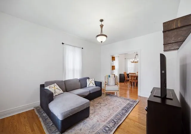 Photo 3 of Single family home for sale at 602 S 5th Avenue, Saint Charles, IL 60174 | MLS# 12779884 | Listing updated on 2026-10-07