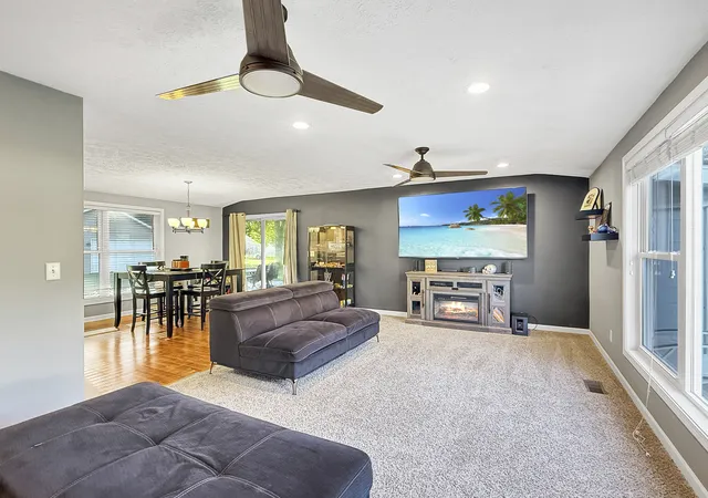 Photo 3 of Single family home for sale at 6011 Stevens St, Byron, IL 61010 | MLS# 12779909 | Listing updated on 2026-10-08