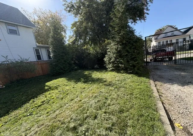 Photo 2 of Land for sale at 1127 N Waller Ave, Chicago, IL 60651 | MLS# 12779959 | Listing updated on 2026-10-08