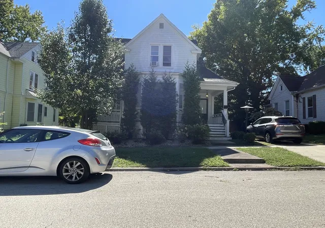 Photo 31 of Multi family home for sale at 1211 E Jefferson St, Bloomington, IL 61701 | MLS# 12779965 | Listing updated on 2026-10-08
