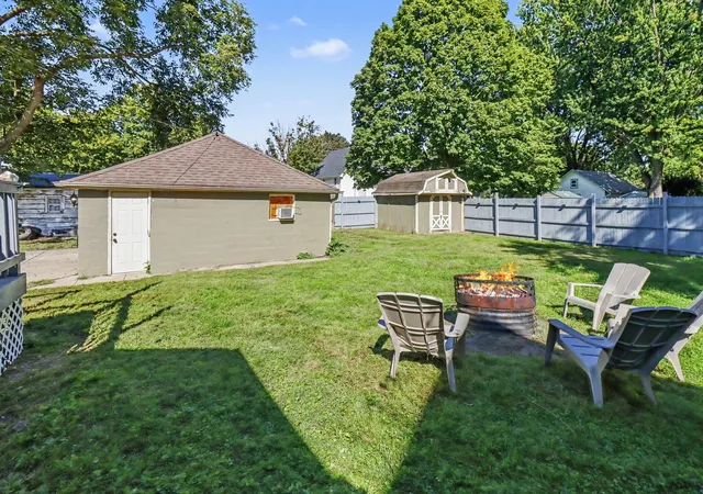 Photo 37 of Single family home for sale at 330 Pleasant St, Sheridan, IL 60551 | MLS# 12779971 | Listing updated on 2026-10-08