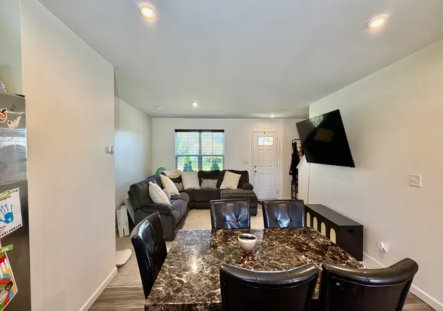 Photo 3 of Single family home for sale at 1907 Carriage Ln, Joliet, IL 60433 | MLS# 12779981 | Listing updated on 2026-10-08