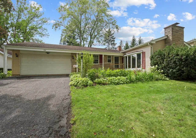 Single family home for sale at 458 Patton Dr, Buffalo Grove, IL 60089 | MLS# 12780028