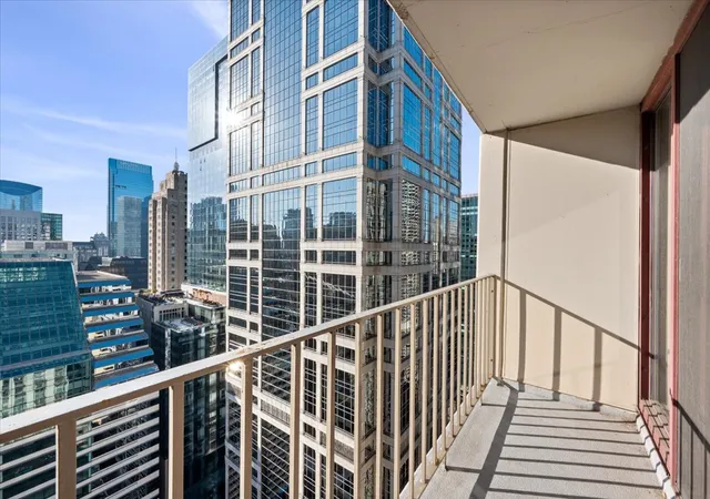 Photo 4 of Condo for sale at 200 N Dearborn St #4001, Chicago, IL 60601 | MLS# 12780030 | Listing updated on 2026-10-09