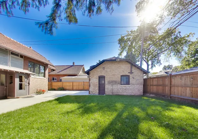 Photo 3 of Single family home for sale at 10516 S Seeley Ave, Chicago, IL 60643 | MLS# 12780033 | Listing updated on 2026-10-08