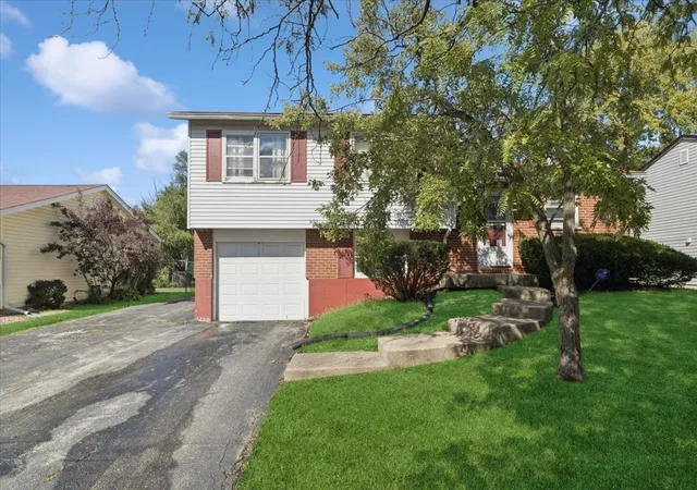 Photo 2 of Single family home for sale at 3740 176th Place, Country Club Hills, IL 60478 | MLS# 12780035 | Listing updated on 2026-10-08