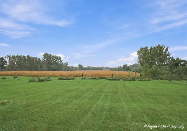 Photo 2 of Single family home for sale at 14289 W Shelley Ln, Wadsworth, IL 60083 | MLS# 12780046 | Listing updated on 2026-10-20