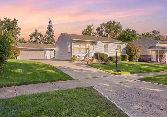 Photo 1 of Single family home for sale at 9110 Caddy Ct, Orland Park, IL 60462 | MLS# 12780048 | Listing updated on 2026-10-08