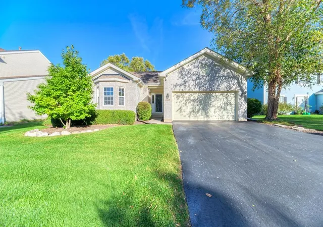 Photo 3 of Single family home for sale at 2006 Glenridge Ct, Plainfield, IL 60586 | MLS# 12780061 | Listing updated on 2026-10-08