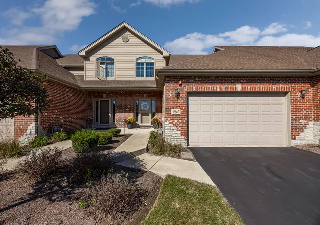 Photo 3 of Townhouse for sale at 16862 W Alpine St, Lockport, IL 60441 | MLS# 12780075 | Listing updated on 2026-10-09
