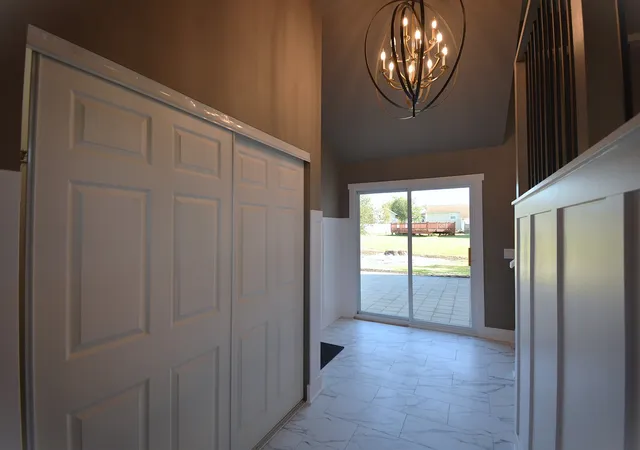 Photo 4 of Single family home for sale at 626 Old Frg Ln, University Park, IL 60484 | MLS# 12780076 | Listing updated on 2026-10-09