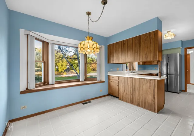 Photo 3 of Single family home for sale at 24844 N Cherokee Dr, Lake Barrington, IL 60010 | MLS# 12780077 | Listing updated on 2026-10-09