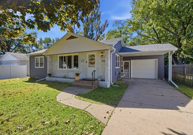 Photo 1 of Single family home for sale at 1907 4th St A, East Moline, IL 61244 | MLS# 12780080 | Listing updated on 2026-10-08